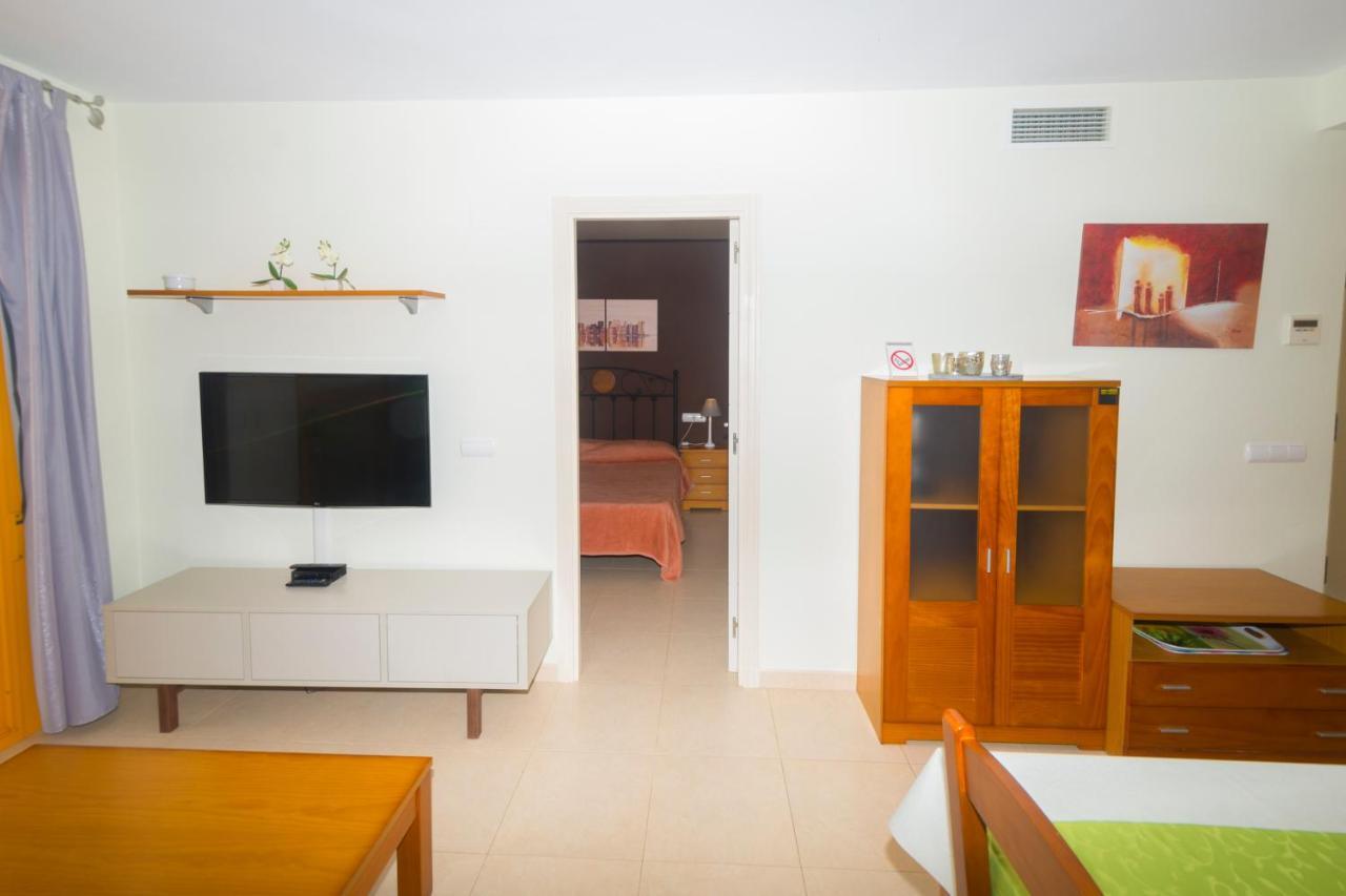 Apartamentos Ambar Beach Кальпе Екстер'єр фото